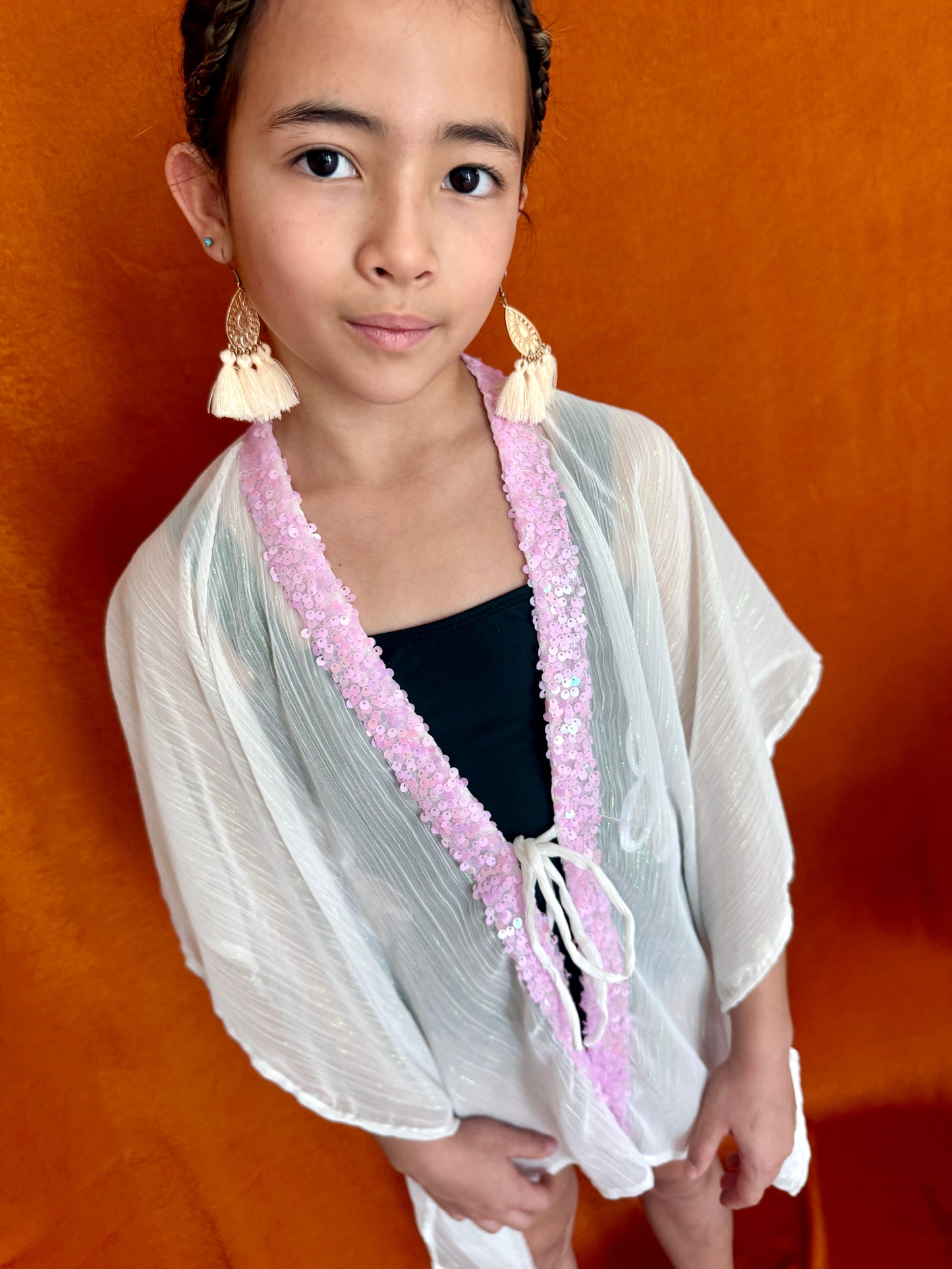 Best beachwear for girls in Dubai – Lilou shimmery white chiffon beach kaftan with purple neckline for stylish kids