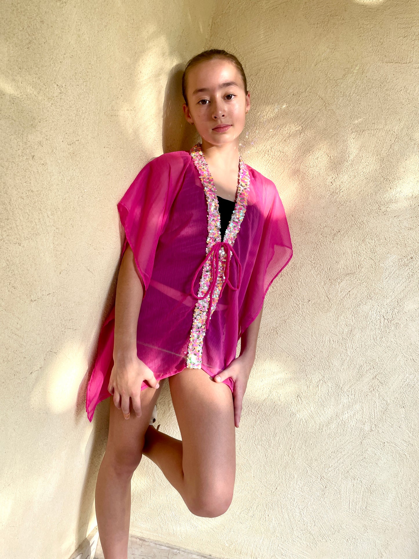 Sustainable Bali-made kids kaftan with sparkly pink sequin trim – perfect beachwear for Dubai kids