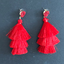 Load image into Gallery viewer, Lightweight 3-tier silk thread tassel earrings with druzy resin accents in red