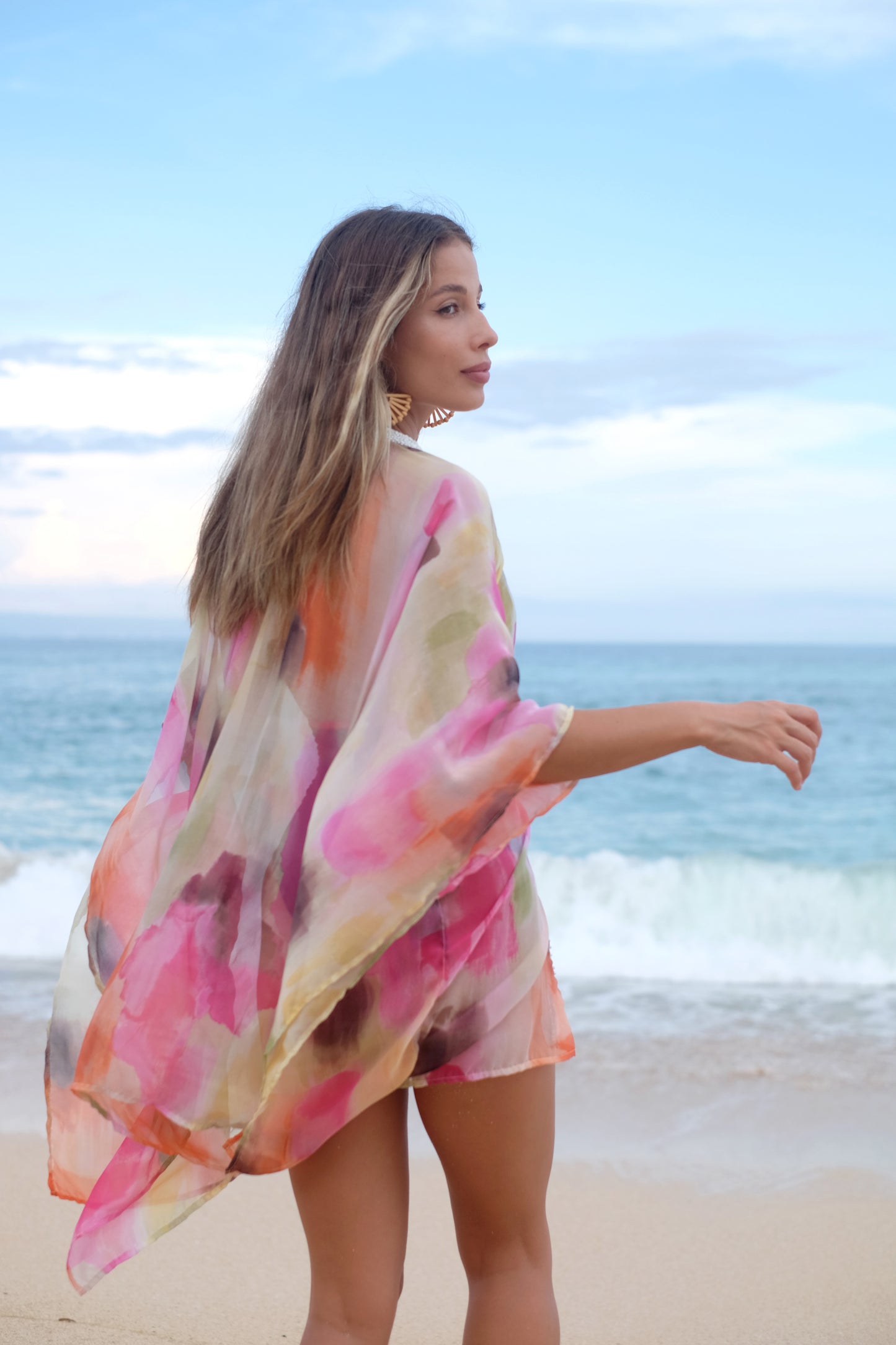 Amisha women's kaftan – a perfect blend of beach elegance and comfort, sustainable resort wear in chiffon and hand-sewn beads for women in Dubai
