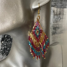 Load image into Gallery viewer, Sakari (S) Hand Beaded Dangle Earrings