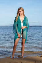 Load image into Gallery viewer, Breezy and stylish women’s beach kaftan, ideal beach cover up for tropical getaways in Dubai and beyond
