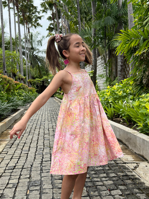 Dubai Girls’ Beach Dress – Light Pink & Yellow Batik Swirl Cotton Sundress for beach days and casual outings in Dubai
