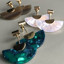 Load image into Gallery viewer, Kikuko marbled resin fan lightweight boho glam dangle earrings
