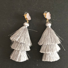 Load image into Gallery viewer, Lightweight 3-tier silk thread tassel earrings with druzy resin accents in light grey