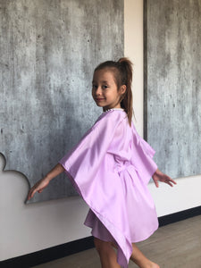Saeta lilac satin pearl trimmed belted drawstring womens beachwear resort wear beach kaftan in a matching mommy and me set