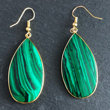 Load image into Gallery viewer, Damara natural stone tear drop dangle earrings with malachite