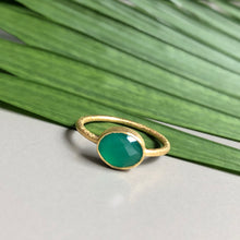 Load image into Gallery viewer, Nadira green onyx gold plated ring
