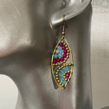 Load image into Gallery viewer, Hansa handmade blue and purple crystal and brass beads earrings