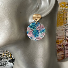 Load image into Gallery viewer, Zira Resin Earrings