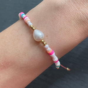 Kiana Handmade Freshwater Pearl Beaded Bracelet