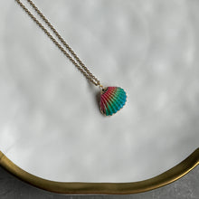 Load image into Gallery viewer, Oki Hand-Painted Seashell Necklaces