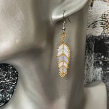 Load image into Gallery viewer, Zuma Handmade Beaded Earrings