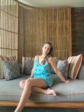 Load image into Gallery viewer, Ishani Co-ord Block Print Set in Turquoise &amp; Gray Floral
