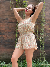 Load image into Gallery viewer, Ishani Co-ord Block Print Set in Pale Yellow Floral