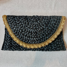 Load image into Gallery viewer, Seera Straw Clutch Bag