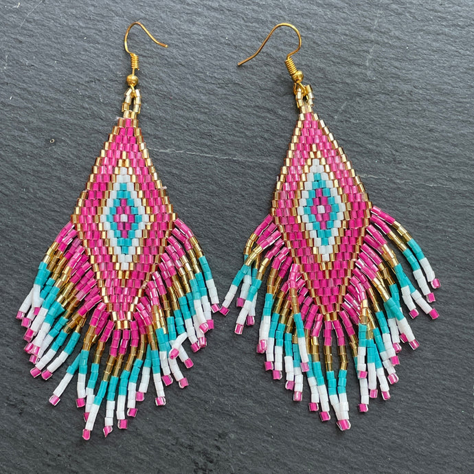 Sakari (M) Handmade Beaded Dangle Earrings
