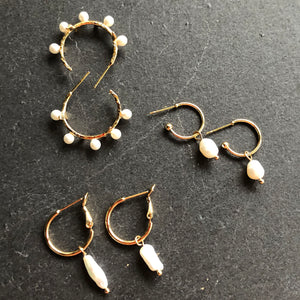Libra natural pearl gold hoop dangle earrings