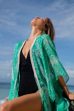 Load image into Gallery viewer, Izara Green Snake Print Kaftan