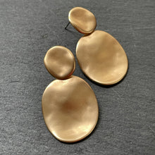 Load image into Gallery viewer, Alba 2-tier Matte Metallic Dangle Earrings