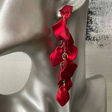 Load image into Gallery viewer, Odette glamorous shimmery lightweight floral dangle earrings in red shimmer