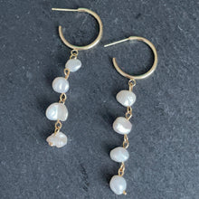 Load image into Gallery viewer, Sima Freshwater Pearl Earrings