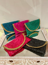 Load image into Gallery viewer, Seera Straw Clutch Bag