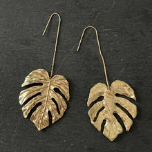 Load image into Gallery viewer, Vana boho chic glamorous tropical gold monstera leaf dangle earrings