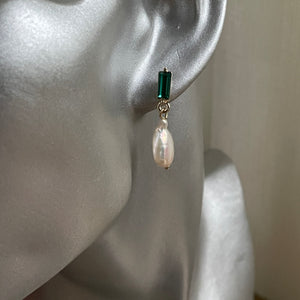 Rosa natural baroque pearl green crystal dangle earrings