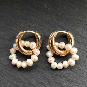 Cara natural pearl gold huggie hoop earrings