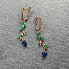 Load image into Gallery viewer, Agata Leaf Zircon Rose Gold Plated Dangle Earrings