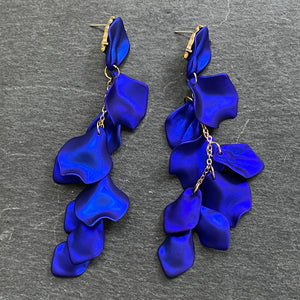 Odette glamorous shimmery lightweight floral dangle earrings in blue shimmer
