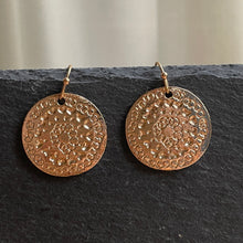 Load image into Gallery viewer, Portia textured gold coin dangle earrings
