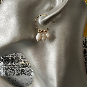 Dara Asymmetrical Freshwater Pearl Hoop Earrings
