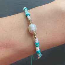 Load image into Gallery viewer, Kiana Handmade Freshwater Pearl Beaded Bracelet