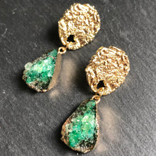Load image into Gallery viewer, Istas natural druzy crystal earrings with textured gold pin and gold accents in green