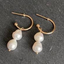 Load image into Gallery viewer, Fari Freshwater Pearl Earrings