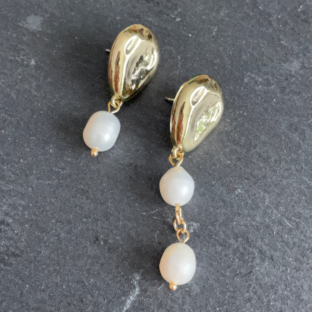 Ada Asymmetrical Freshwater Pearl Earrings