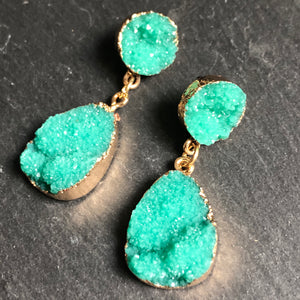 Odina natural druzy crystal dangle earrings in green