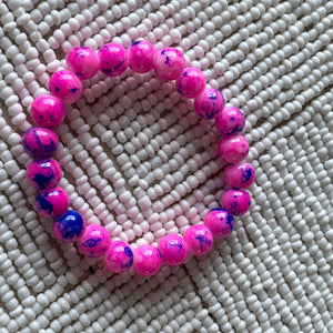Helmi Kids’ Glass Beaded Bracelet in Purple and Pink
