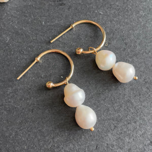 Fari Freshwater Pearl Earrings