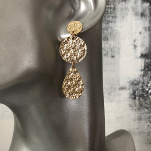 Eidyth textured gold dangle earrings