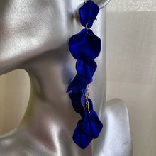 Load image into Gallery viewer, Odette glamorous shimmery lightweight floral dangle earrings in blue shimmer