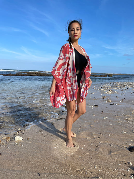 Radhika women’s beach kaftan with abstract print, sustainable resort kaftan for women looking for best beach kaftans and beachwear in dubai
